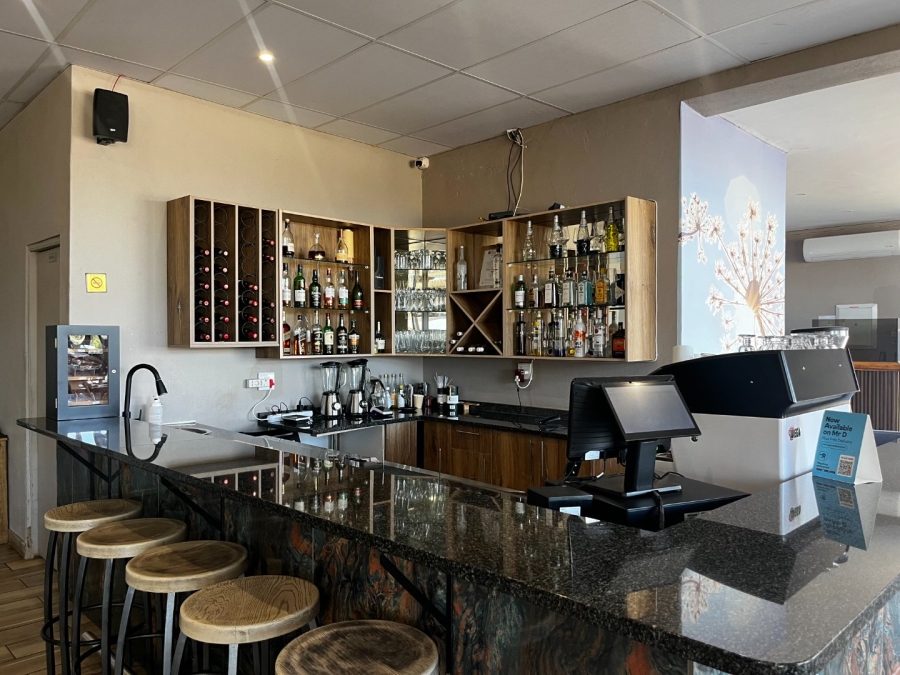 To Let commercial Property for Rent in Melodie North West